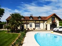 4 bed farmhouse for sale near Noulens