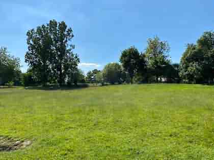 Stone barn to renovate near Vengeons