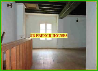 2 bed stone house for sale near Gest