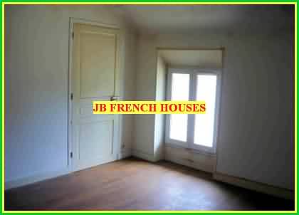 2 bed stone house for sale near Gest
