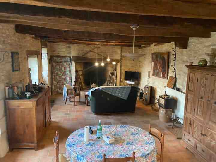 3 bed stone house for sale near Aubas