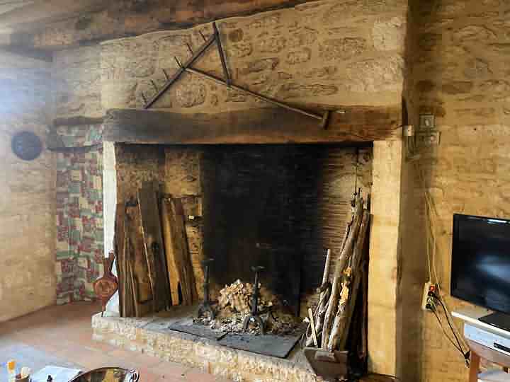 3 bed stone house for sale near Aubas