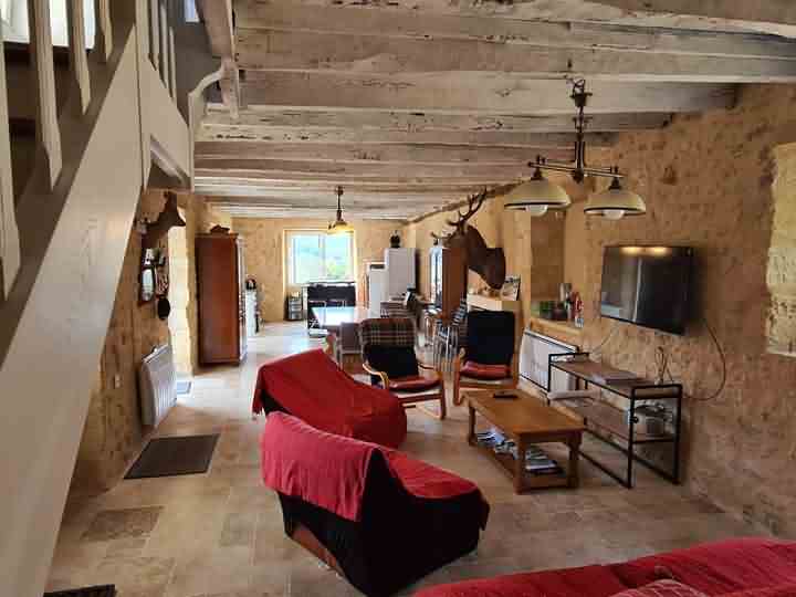 5 bed stone house for sale near Dordogne and Lot