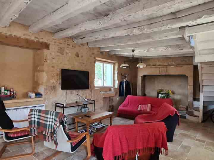 5 bed stone house for sale near Dordogne and Lot