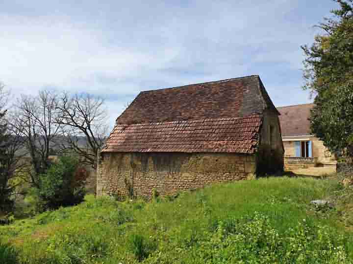 5 bed stone house for sale near Dordogne and Lot