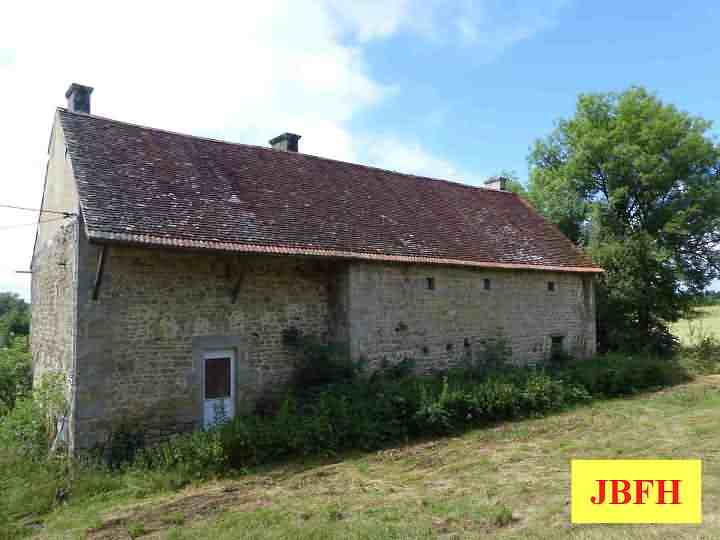 Stone house to renovate near Farges