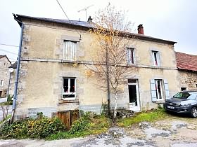 4 bed stone house for sale near Glénic