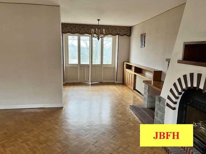 5 bed stone house for sale near Farges