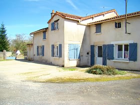 4 bed stone house for sale near Chez Vécant