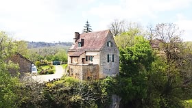 2 bed stone house for sale near Dordogne and Lot