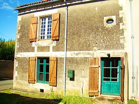 2 bed stone house for sale near Chez Vécant