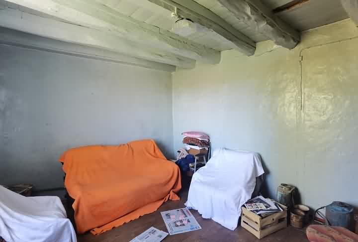 Stone house to renovate near Dussac