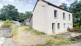 2 bed stone house for sale near Lestun