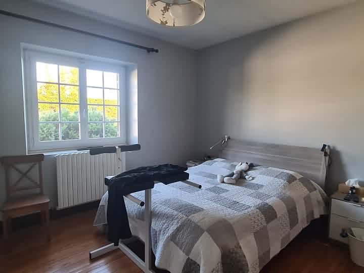 8 bed stone house for sale near Dordogne and Lot