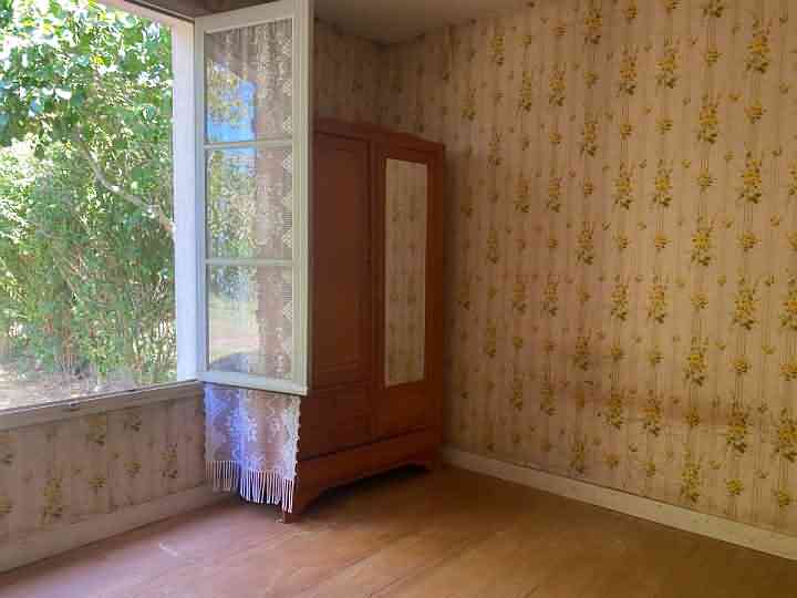 3 bed stone house for sale near Castels