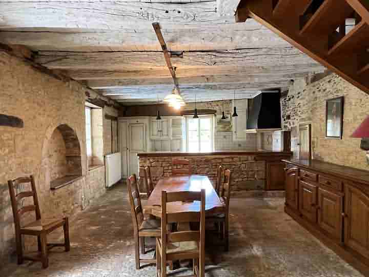 3 bed stone house for sale near Aubas
