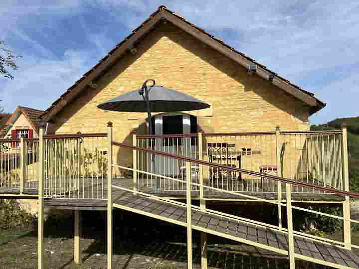 8 bed stone farmhouse for sale near Aubas