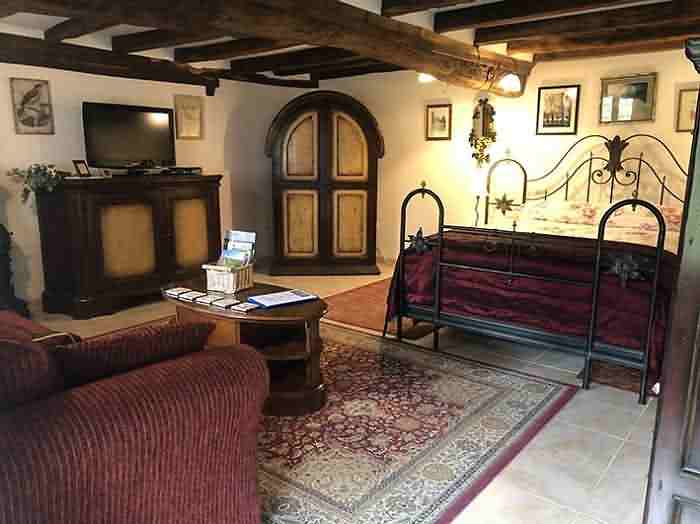 5 bed stone house for sale near Tréprel