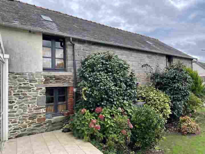 4 bed stone house for sale near Mohon