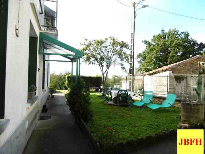 2 bed stone house for sale near Vienne And Haute Vienne
