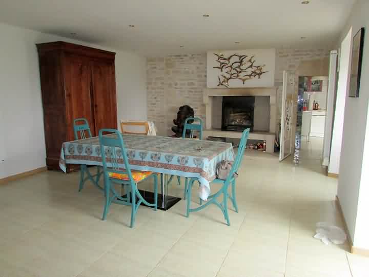 4 bed stone house for sale near Aizet