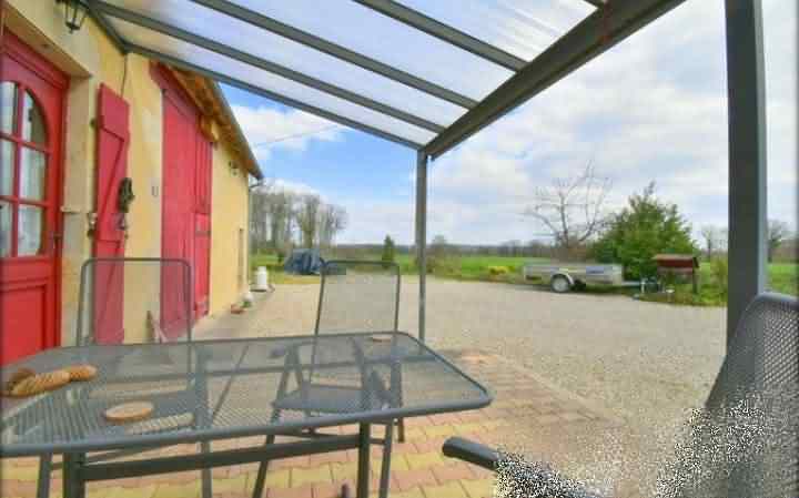 4 bed stone house for sale near SOUTH INDRE and SOUTH CHER and NORTH CREUSE