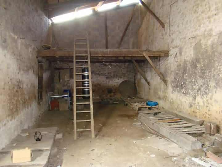 2 bed stone house for sale near Chez Vécant