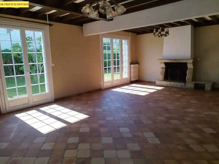 5 bed house for sale near Lapenty