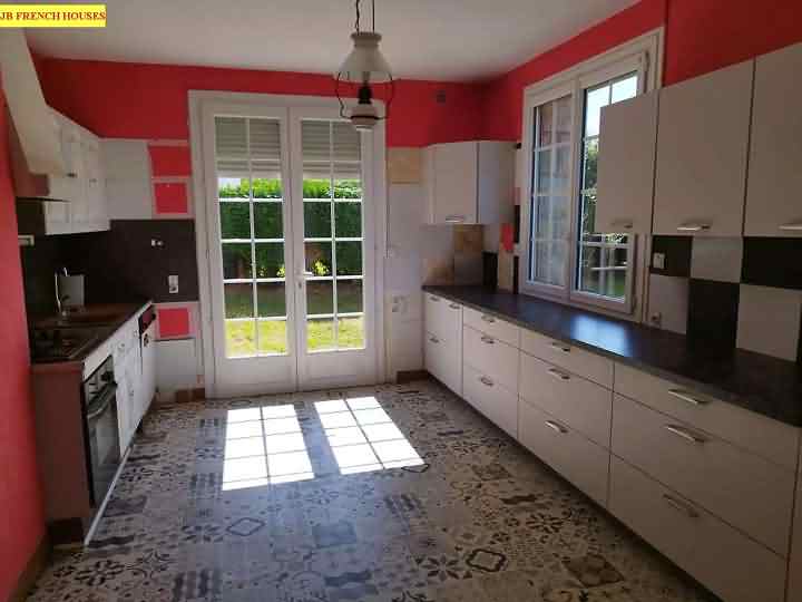 5 bed house for sale near Lapenty