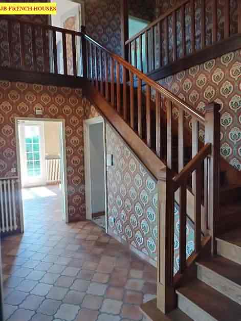5 bed house for sale near Lapenty