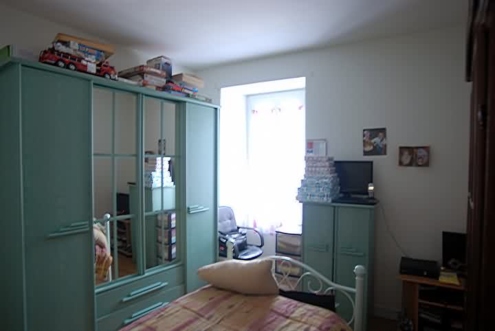 2 bed stone house for sale near Vanxains