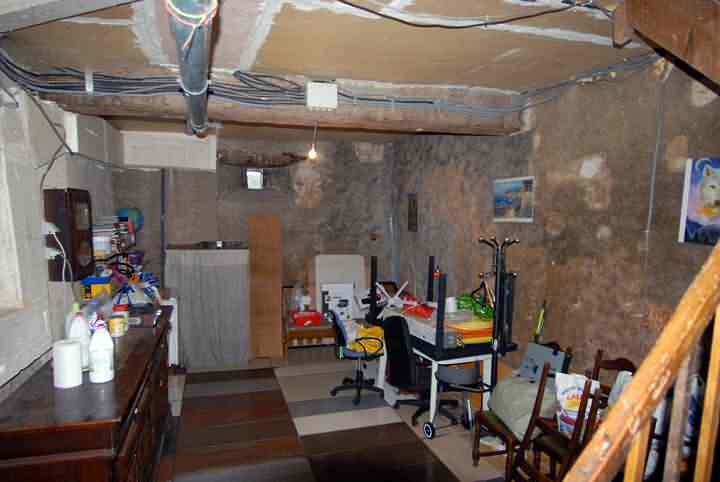 2 bed stone house for sale near Vanxains