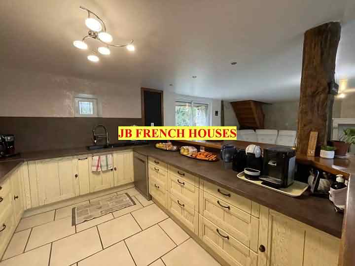 5 bed stone house for sale near Haimps