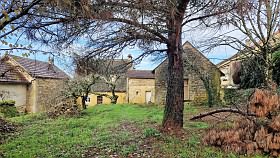 2 bed stone house for sale near Dordogne and Lot