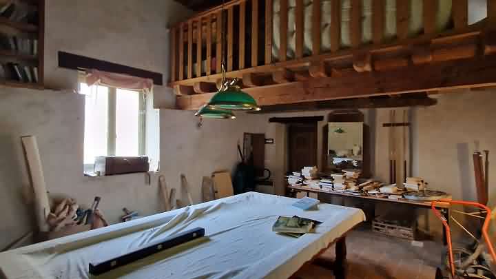 2 bed stone house for sale near Dordogne and Lot