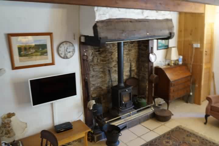 3 bed cottage for sale near Keraden
