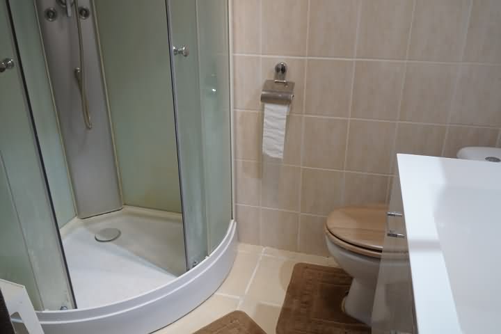 3 bed cottage for sale near Keraden