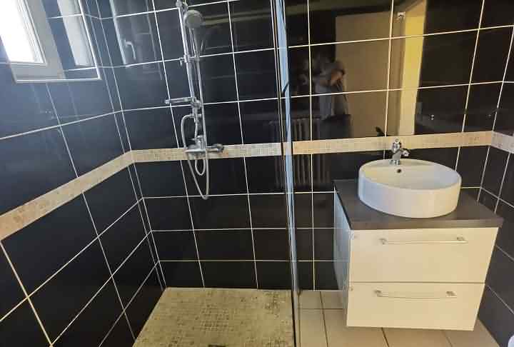 Maison en pierre de 5 chambres à vendre près de Dussac