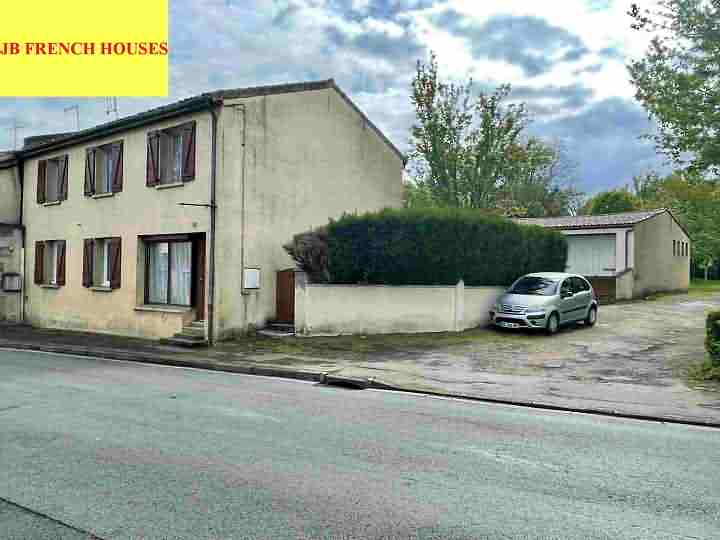 5 bed stone house for sale near Ansac Sur Vienne