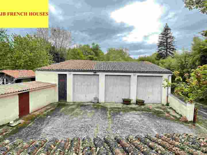 5 bed stone house for sale near Ansac Sur Vienne