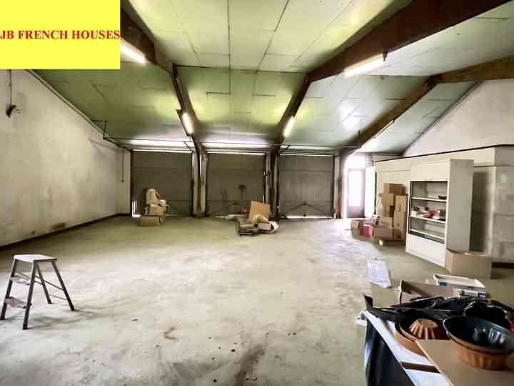 5 bed stone house for sale near Ansac Sur Vienne