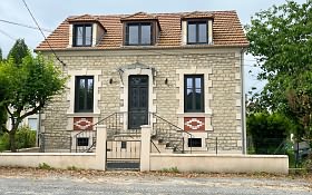 3 bed stone house for sale near Aubas