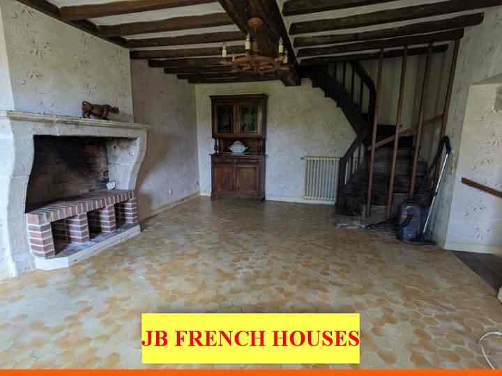 3 bed stone house for sale near Igé