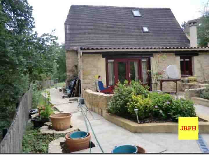 6 bed stone house for sale near Dordogne and Lot