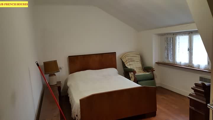 4 bed stone house for sale near Jarry