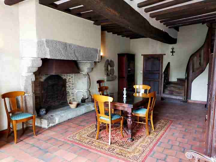 5 bed stone house for sale near Averton