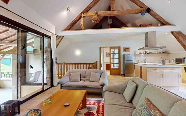 4 bed stone house for sale near Aubas