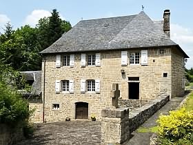 4 bed stone house for sale near Affieux