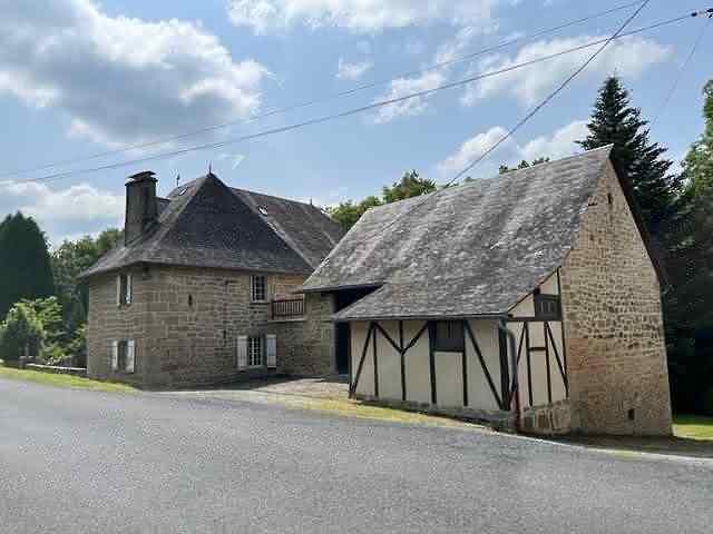 4 bed stone house for sale near Affieux