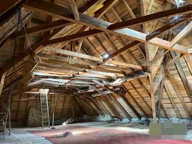 4 bed stone house for sale near Affieux